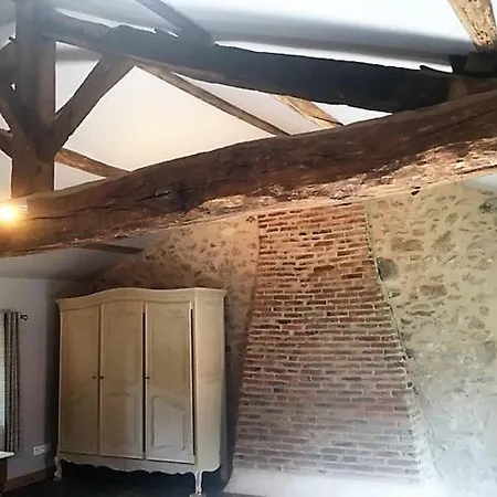 Holiday home Les Rochers La Foret-sur-Sevre