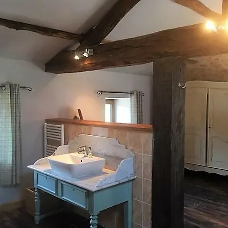 Les Rochers Holiday home