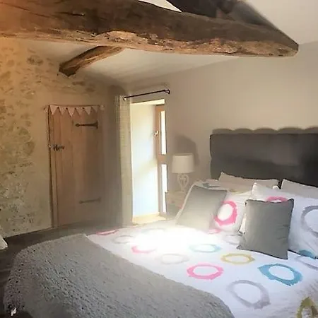 Holiday home Les Rochers La Foret-sur-Sevre